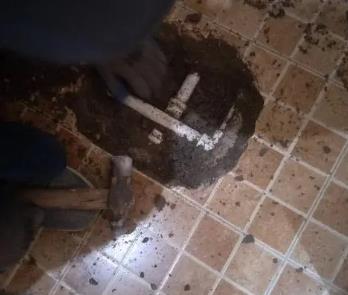 嵩明卫生间漏水维修公司为您分享下卫生间渗水如何处理及注意事项